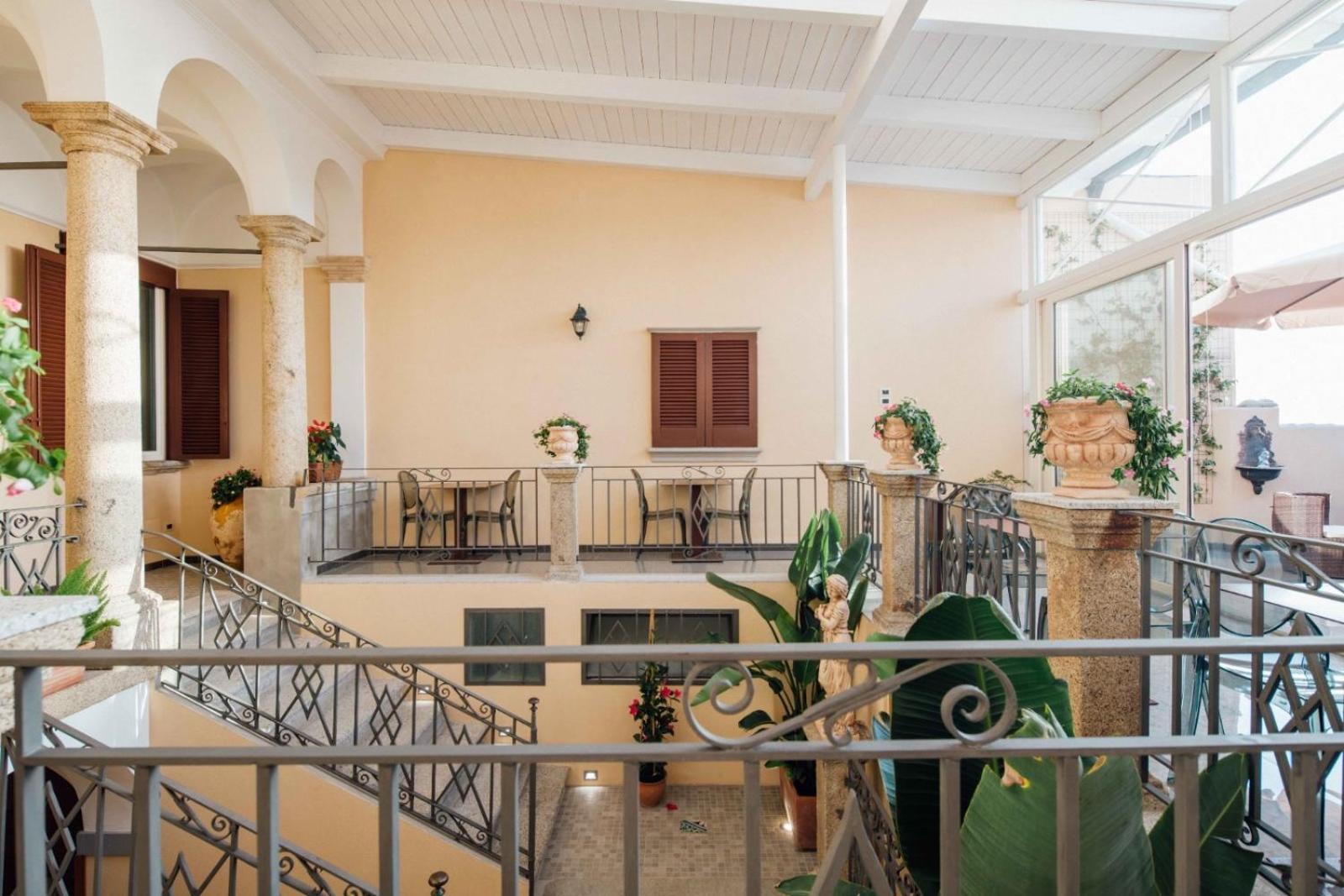 Le Corti - Dimora Storica Bed and Breakfast Polistena Exteriör bild